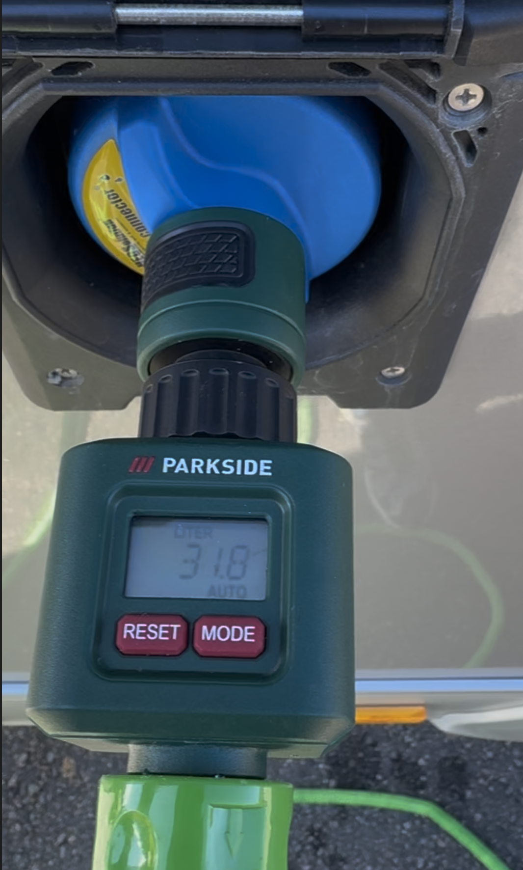 Monitoring intake of fresh water